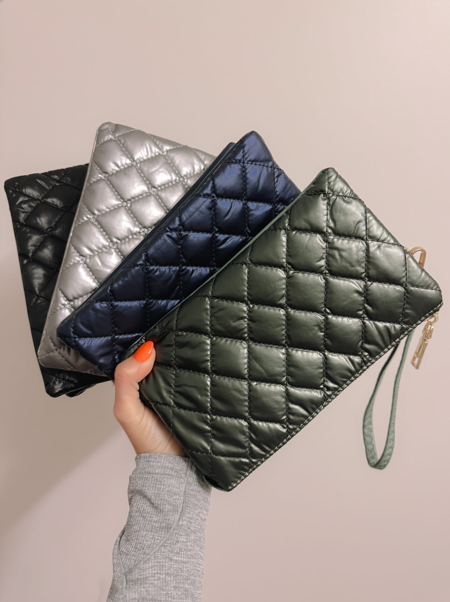 Riley Puffer 3 Compartment Wristlet